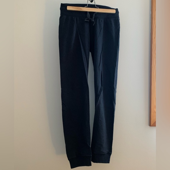Well Loved Lululemon Navy Sweatpants - Picture 6 of 11